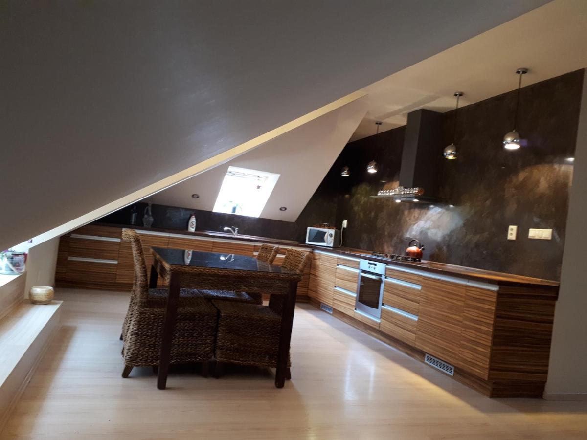 Utulny Apartman V Bratislava 15 מראה חיצוני תמונה