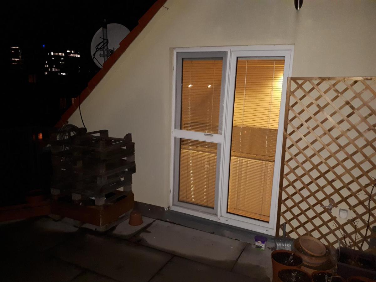 Utulny Apartman V Bratislava 15 מראה חיצוני תמונה