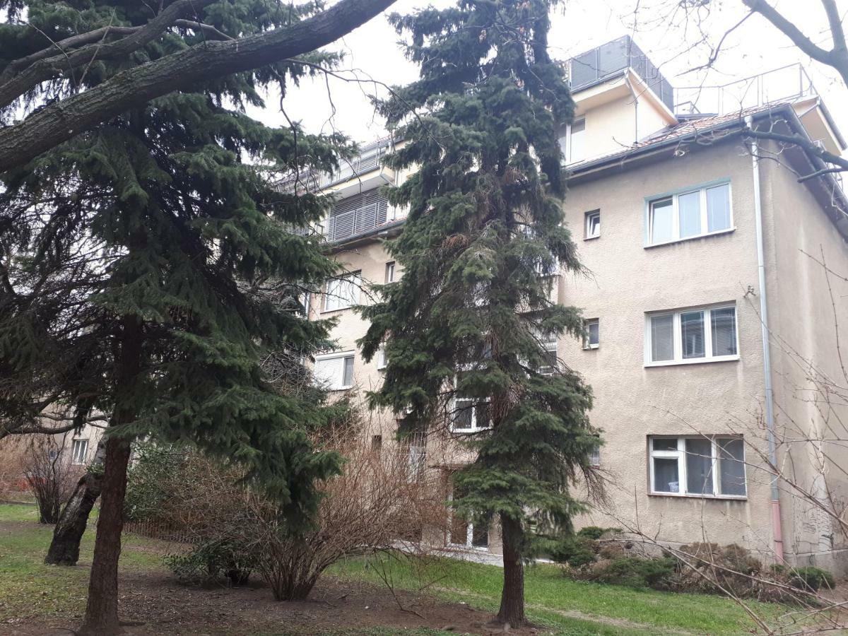 דירות Utulny Apartman V Bratislava 15 מראה חיצוני תמונה